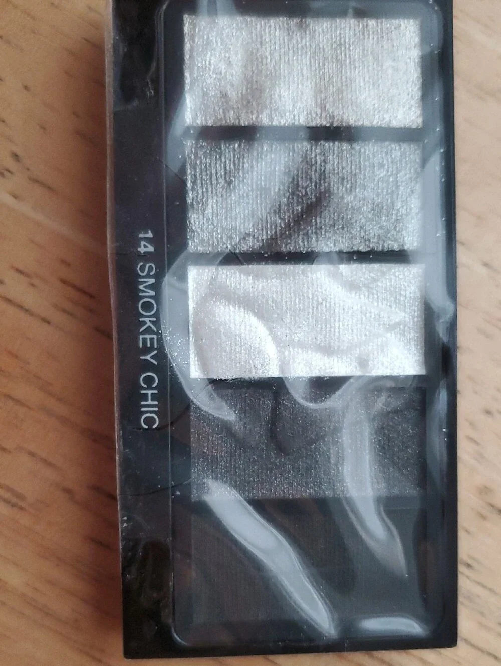 Lancome Hypnose Palette in Black and Silver Colors